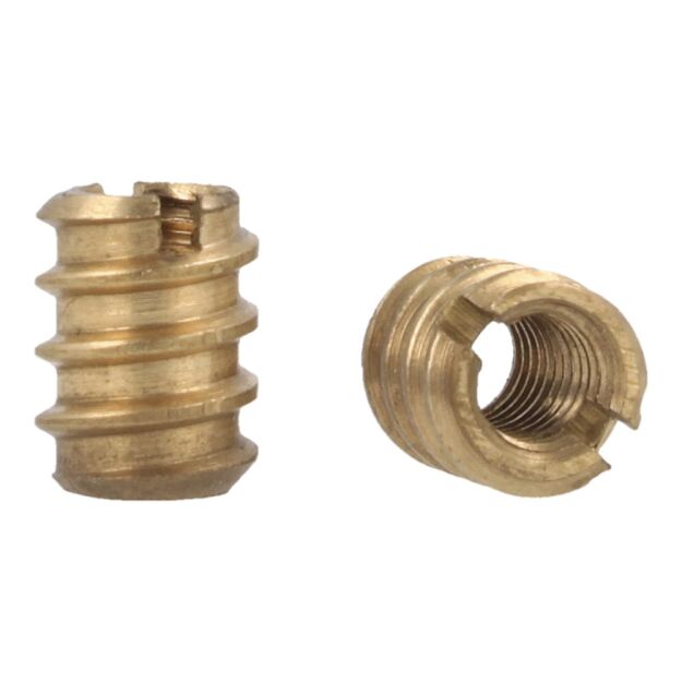 Mufa mosiężna wkręcana bez kołnierza M4x8mm C