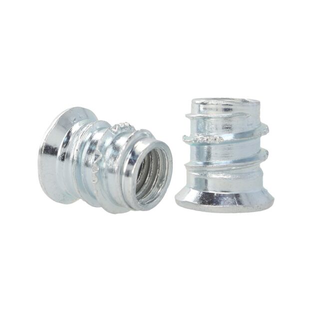 Mufa wkręcana z kołnierzem M8x15mm jasny ocynk