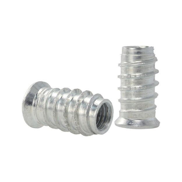 Mufa wkręcana z kołnierzem M8x24mm jasny ocynk